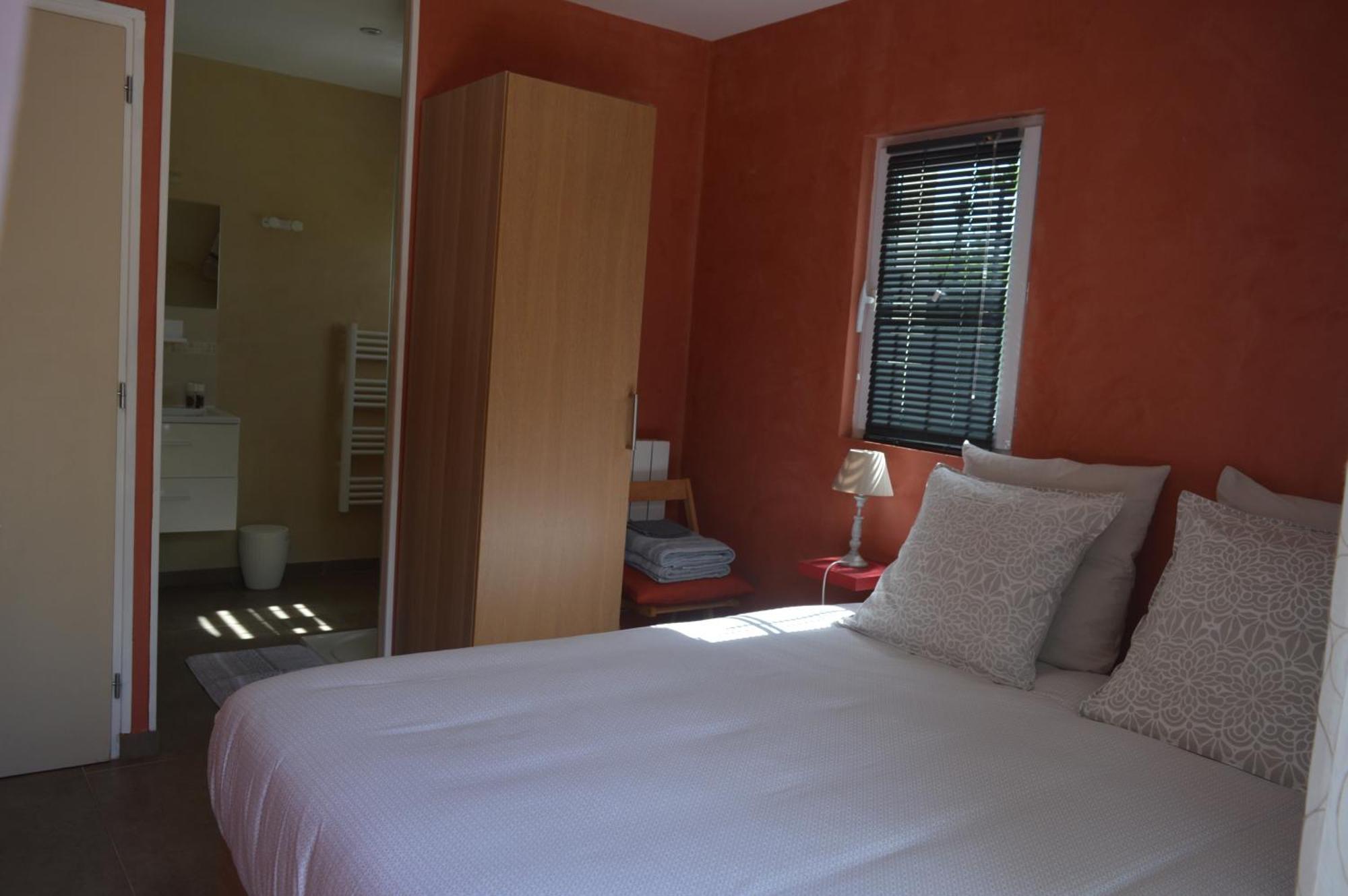 Au Coeur Du Bien-Etre, Gite Avec Piscine Chauffee Et Couverte, Spa, Sauna, Massages Monteaux ภายนอก รูปภาพ